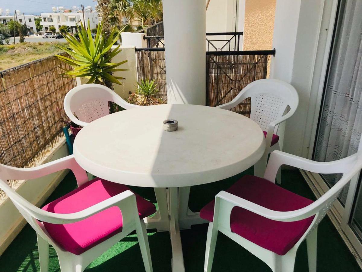 Beautiful Apartment Near The Sea Пафос Экстерьер фото